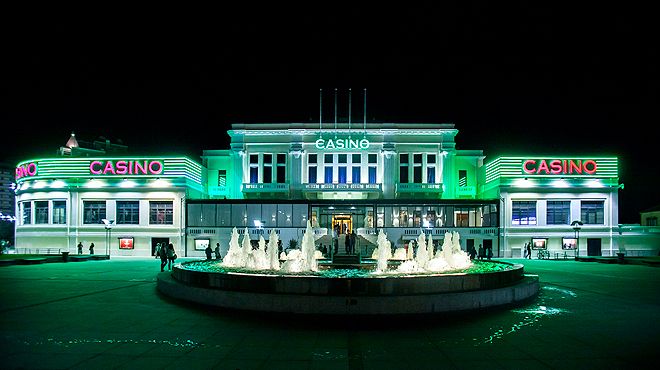 jogo de cartas cassino madeira